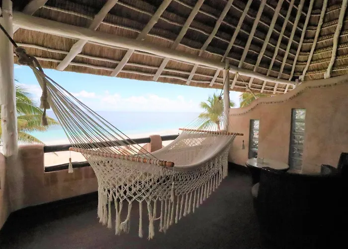 Estrellas - Located At The Party Zone Hotel Tulum
