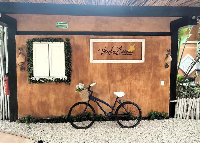 Hotel Estrellas - Located At The Party Zone 4*